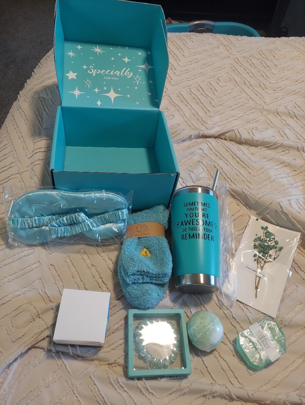 NIB Teal Spa Gift Set Box - Tumbler, Socks, Bath Bomb, Candle, Soap & Bracelet